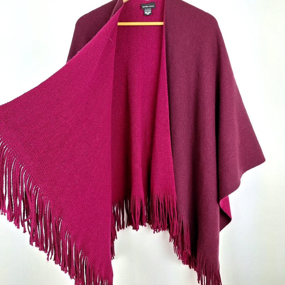 Fringed Sweater Cape One Size. Burgundy Maroon Open Front Western New York & Co